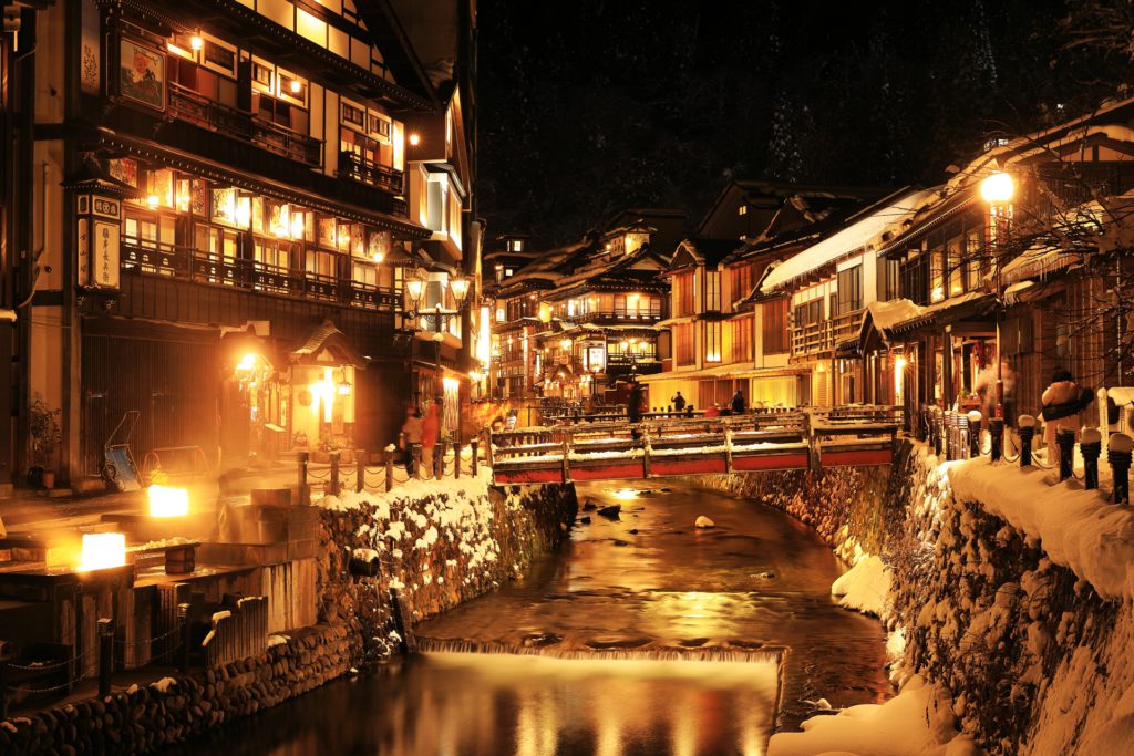 銀山温泉
