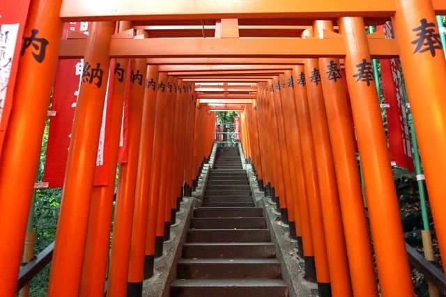 日枝神社の千本鳥居