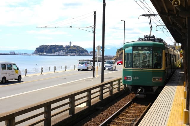 江ノ島電鉄・鎌倉高校前駅