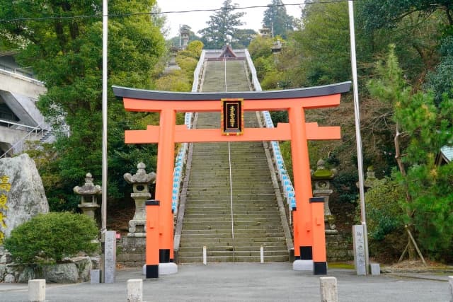高良大社