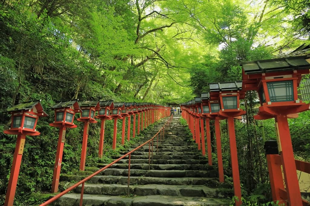 貴船神社への石畳