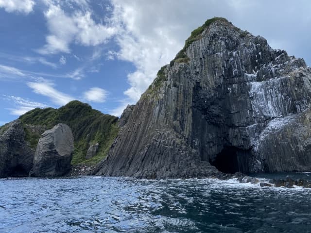 芥屋の大門