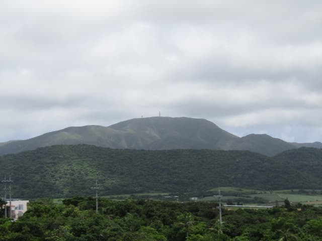 於茂登岳