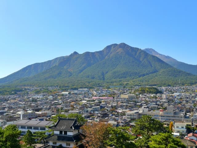 眉山