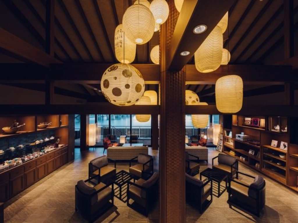 灯屋　迎帆楼