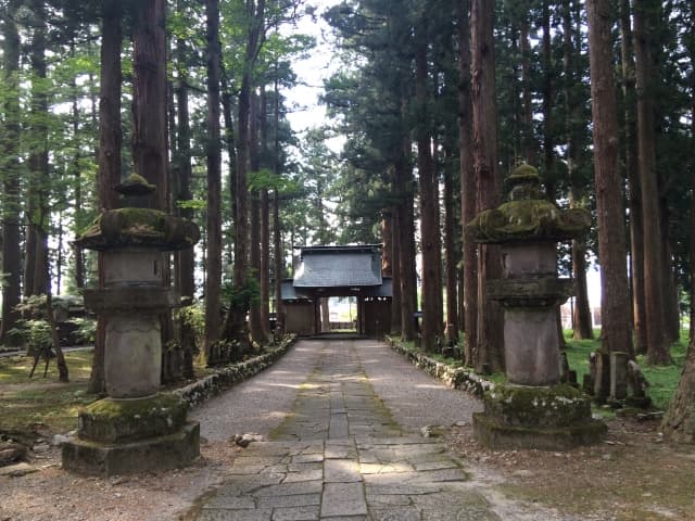 雲洞庵