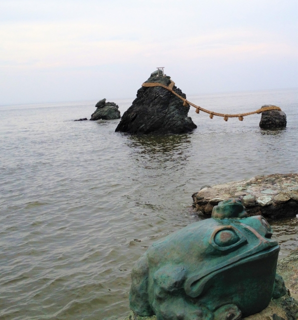 夫婦岩