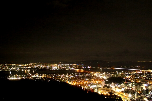 眉山の夜景