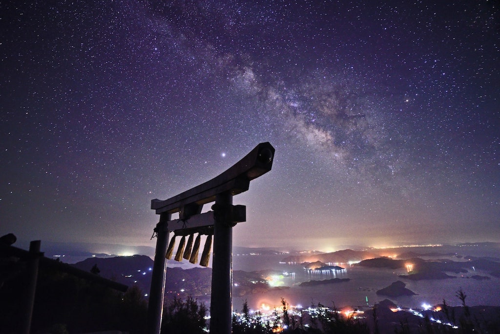 倉岳神社の夜景