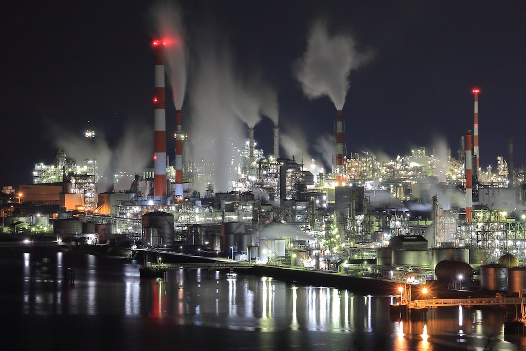 亀居公園から見た大竹工業地帯の夜景