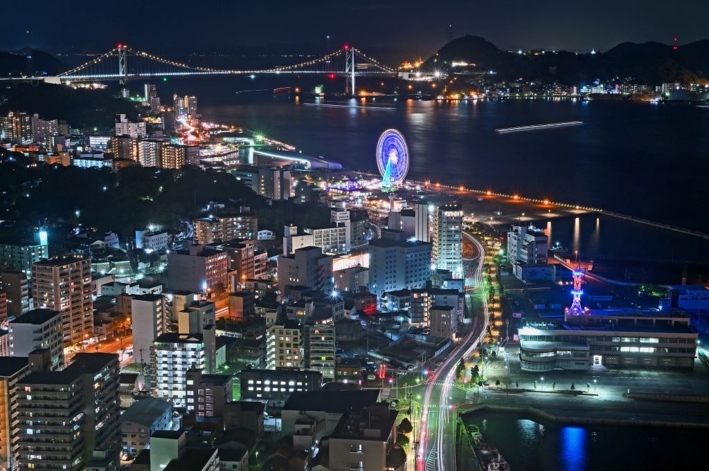 海峡ゆめタワーからの夜景