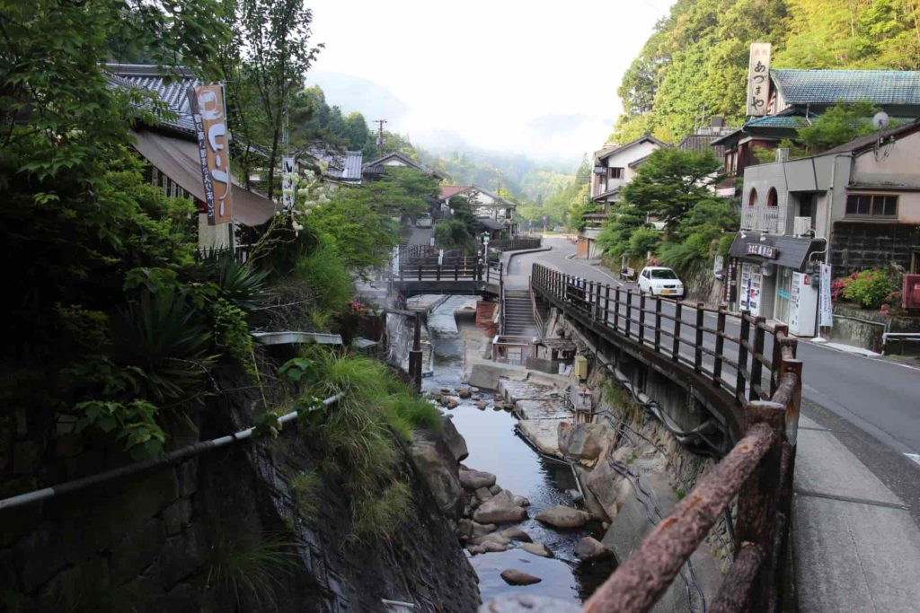 湯の峰温泉