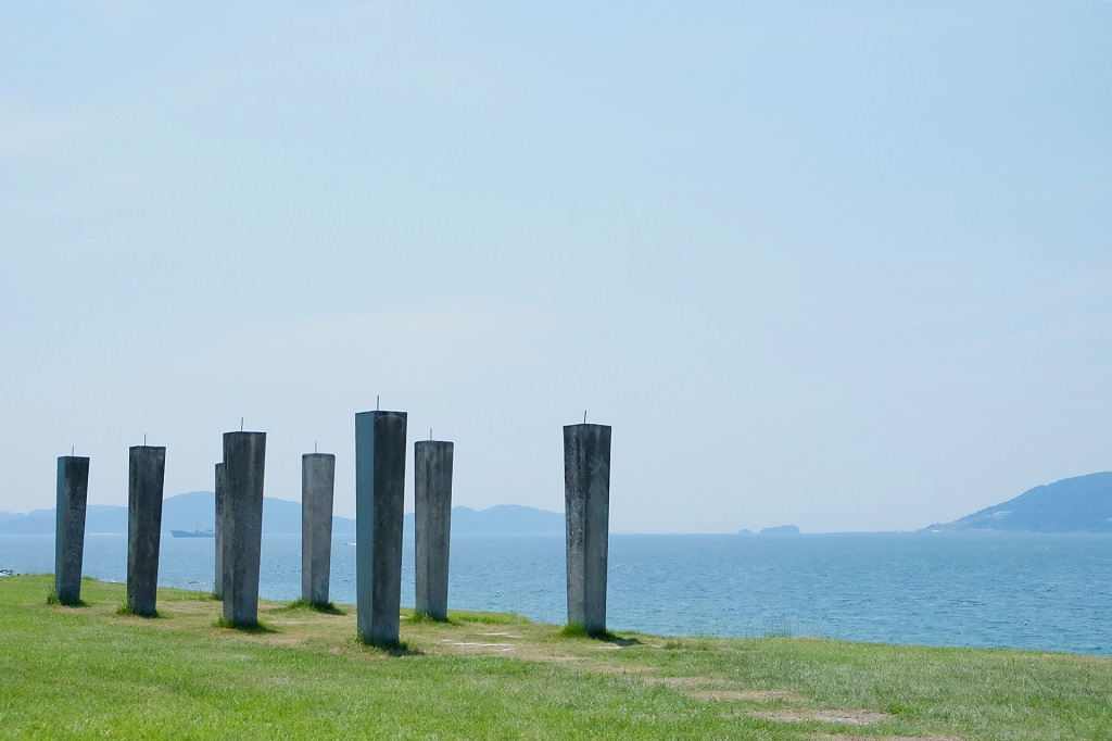 勝馬海岸のオブジェ