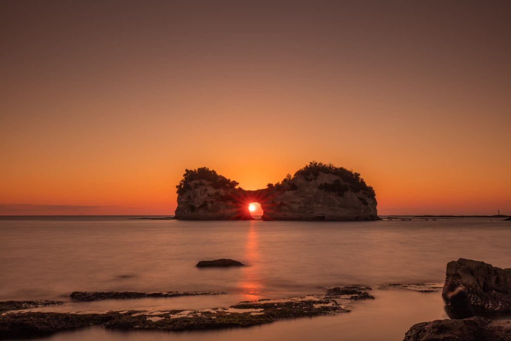 円月島