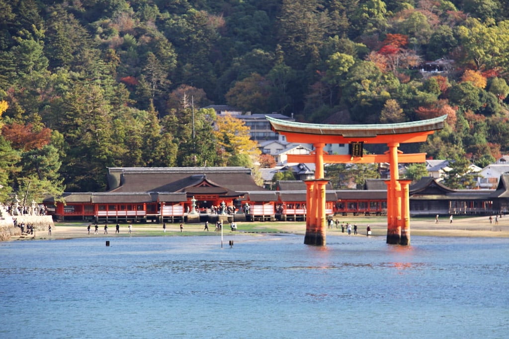 厳島神社