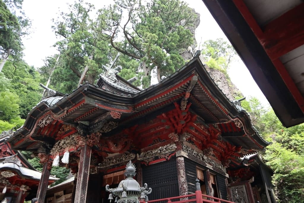 榛名神社の本殿