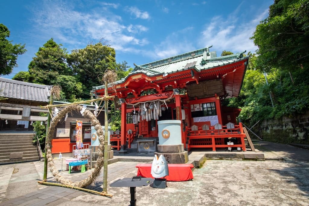 海南神社
