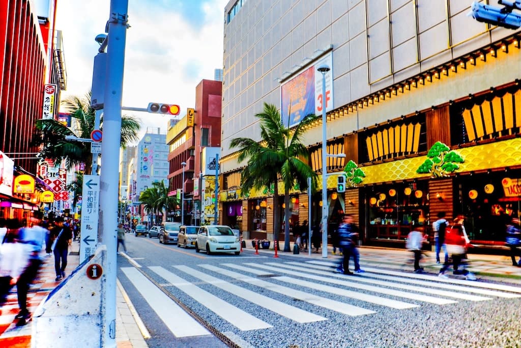 那覇国際通り商店街