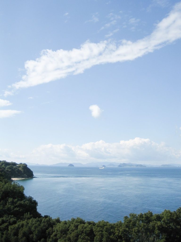 興居島