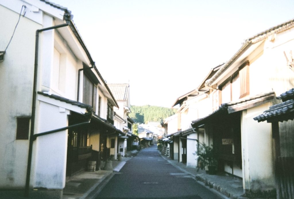 八日市・護国の町並み