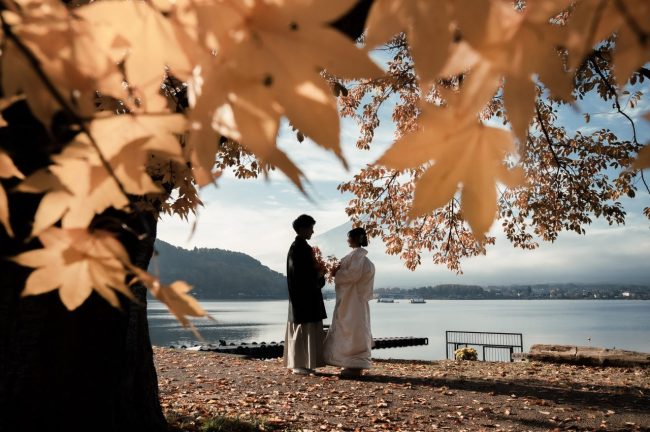 写真家・Koichiさんが教える、風景×人の表現 Vol.1 ～秋の河口湖ともみじ編～　