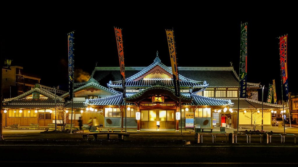 夜の温泉写真
